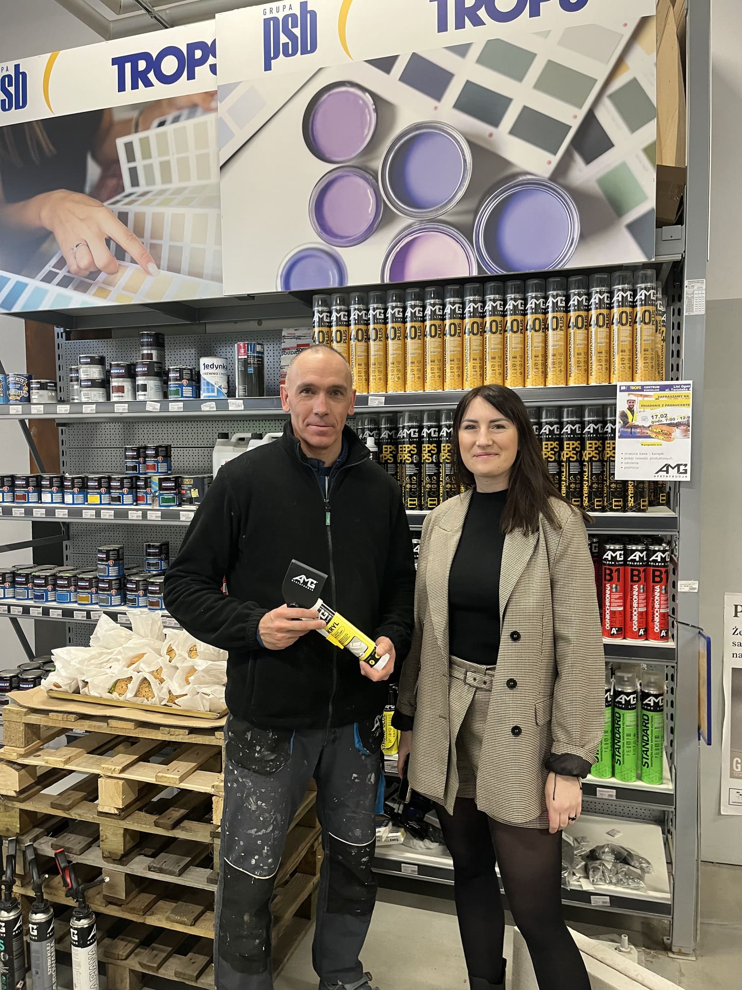 Szkolenie w Trops Lisi Ogon - wiedza, praktyka i Strong Glue AMG